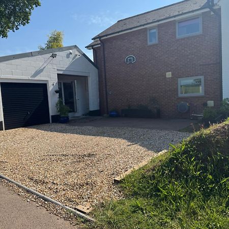 Hunters Lodge Exeter Poltimore Exterior foto